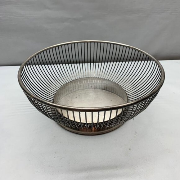 Vintage MCM silver plated bread / fruit bowl by Gorham Italy USA - Picture 1 of 6